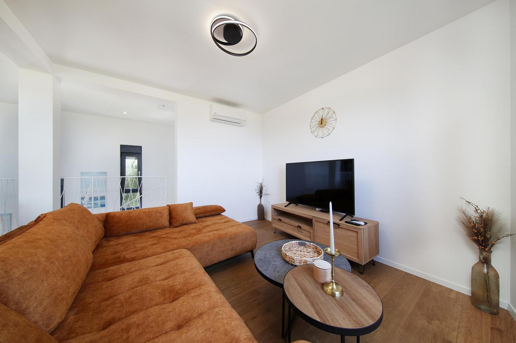 Apartment Anni-Free Parking&Evcharger-24H Self Check-In Opric Esterno foto