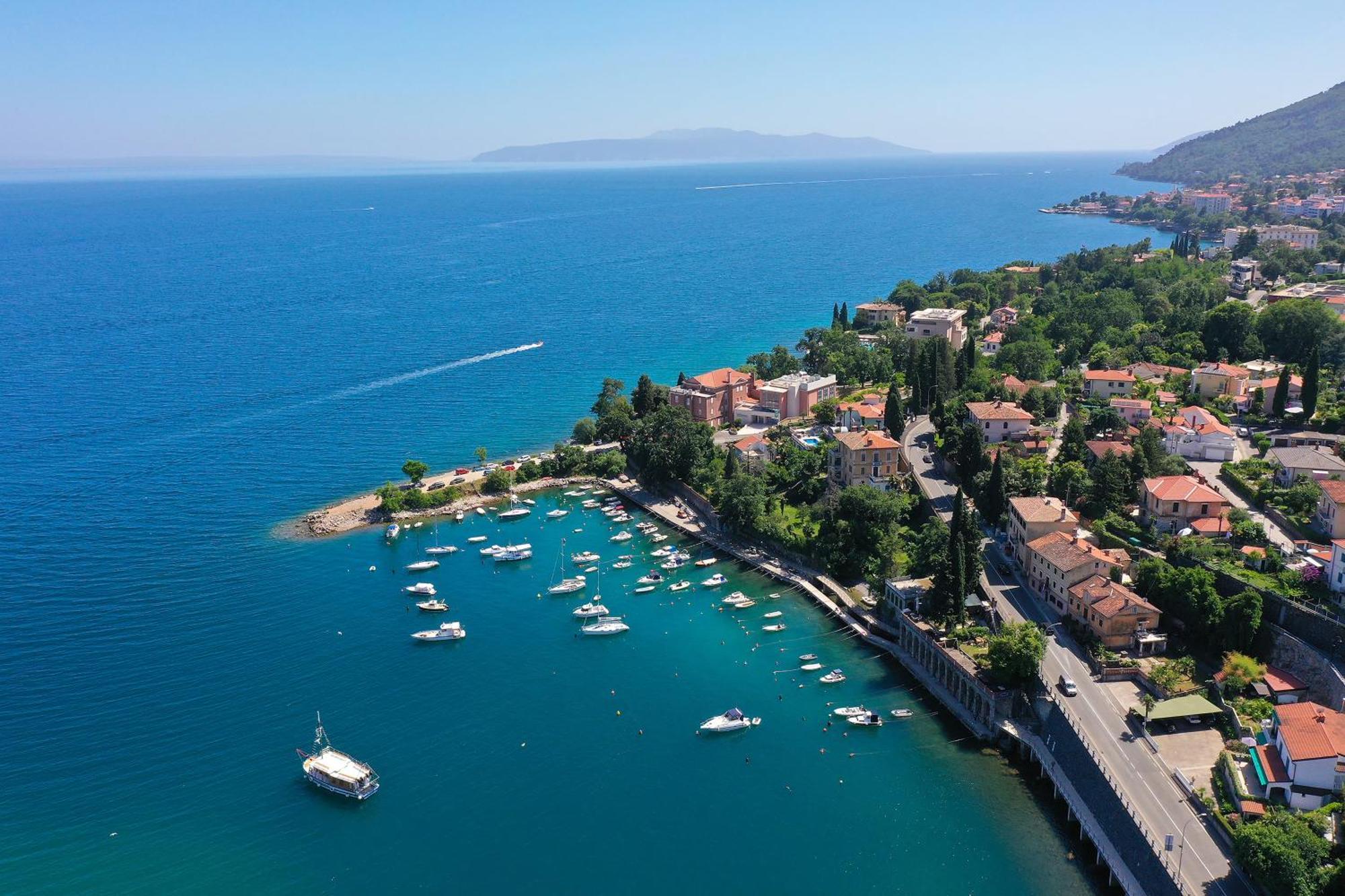 Apartment Anni-Free Parking&Evcharger-24H Self Check-In Opric Esterno foto